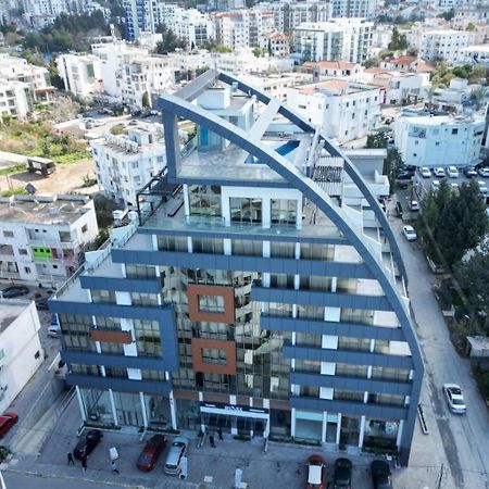 Nurel Shark Residence Кирения Екстериор снимка