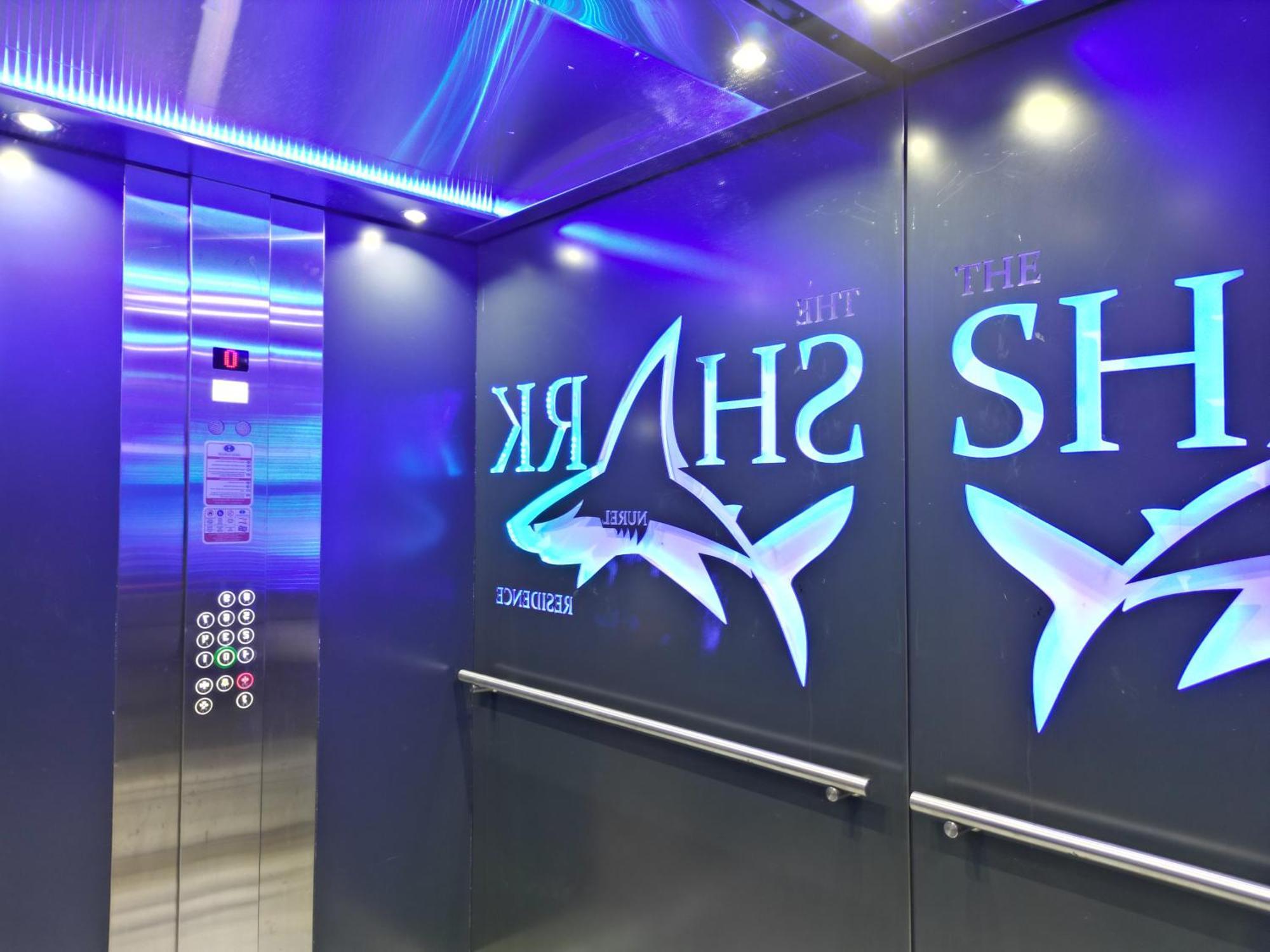 Nurel Shark Residence Кирения Екстериор снимка