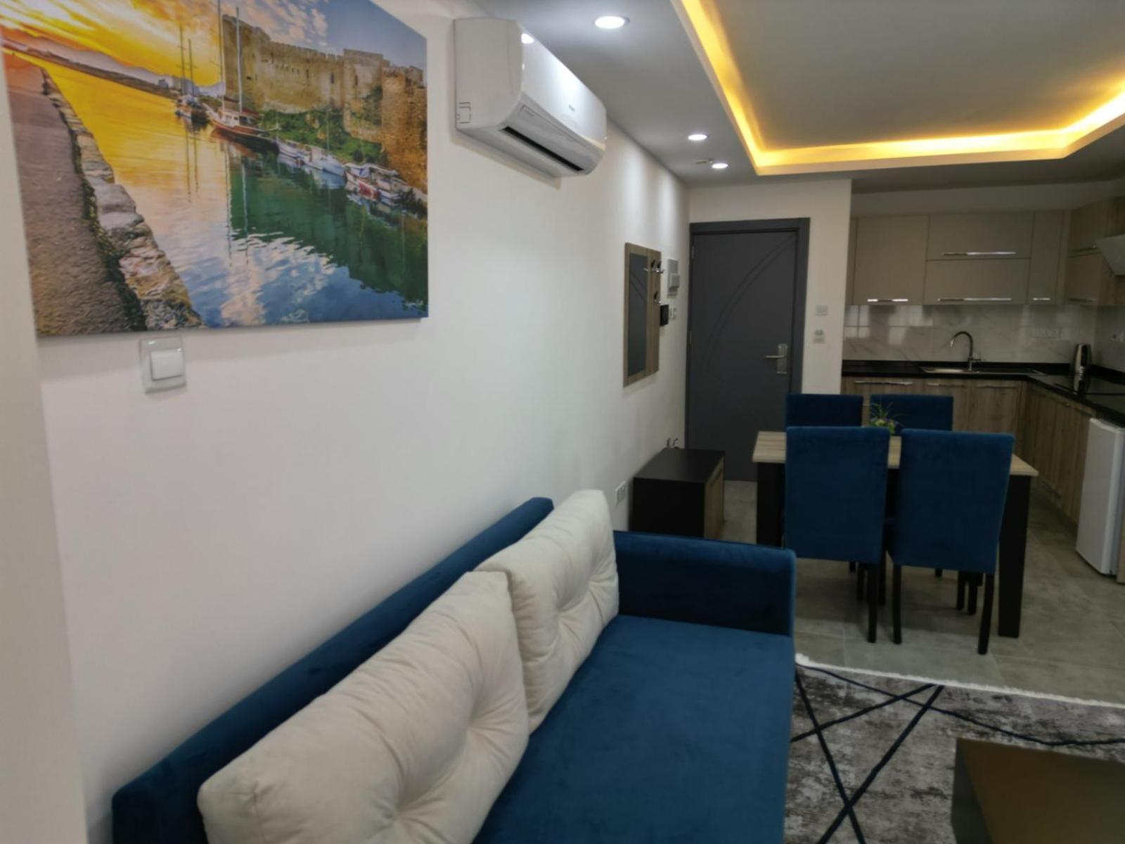Nurel Shark Residence Кирения Екстериор снимка
