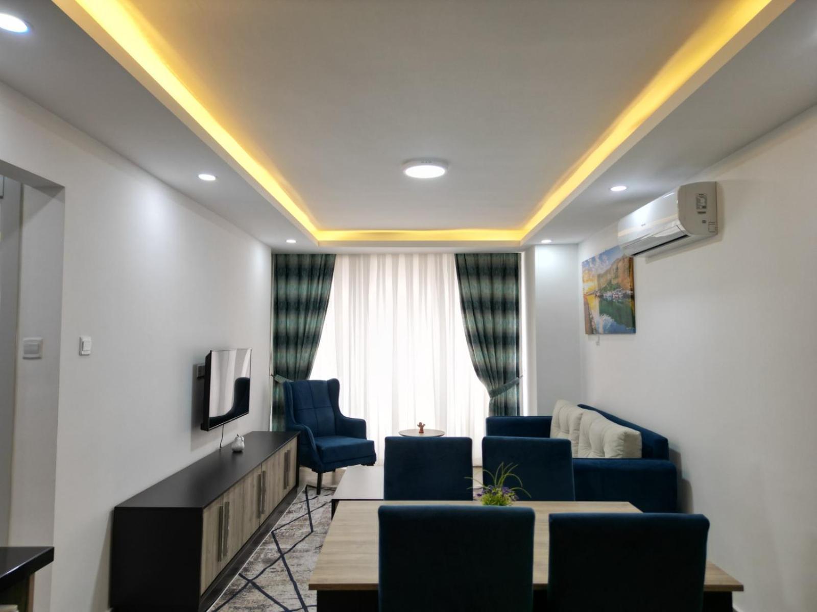 Nurel Shark Residence Кирения Екстериор снимка